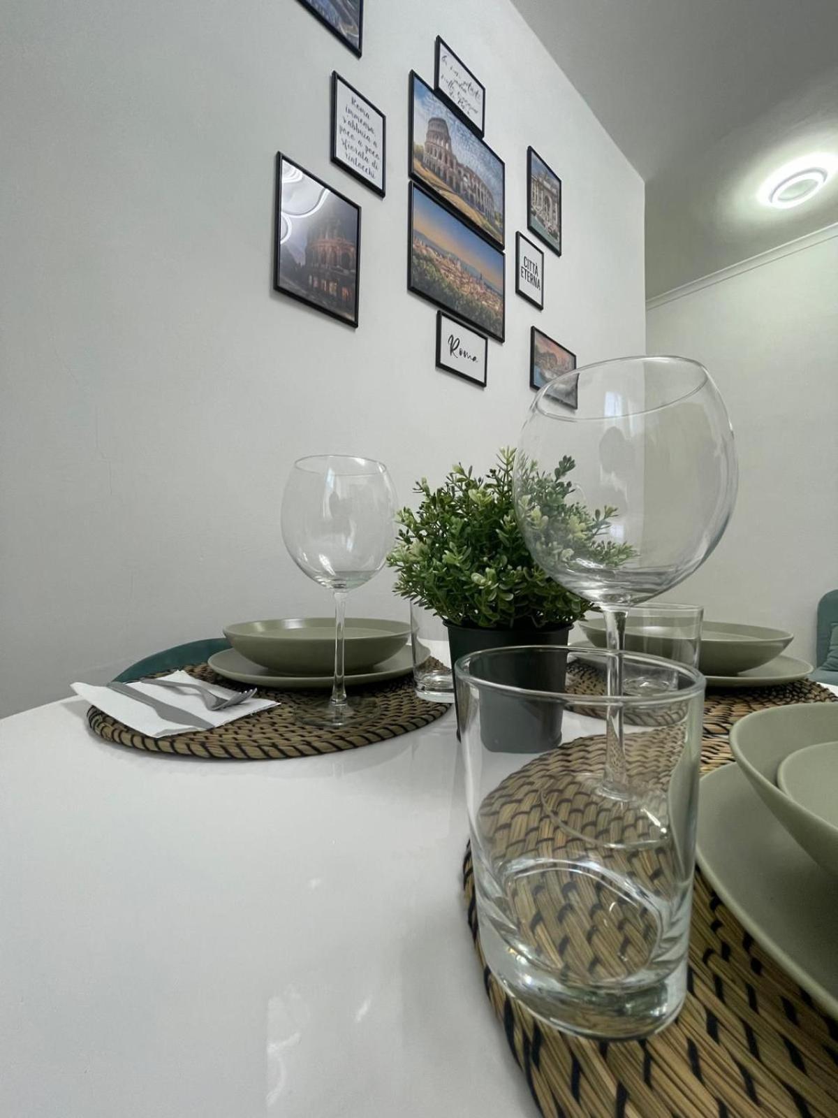 Rhome Apartment Rom